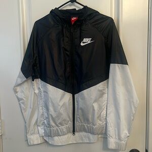 Nike Wind Breaker Jacket